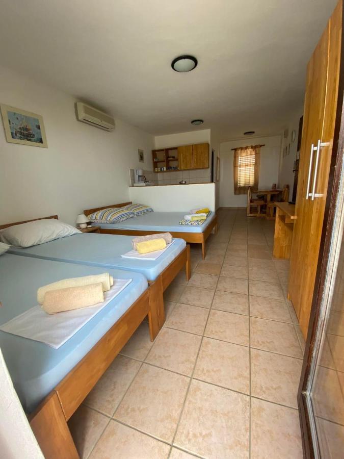 Apartmani Sunset Lopar Buitenkant foto